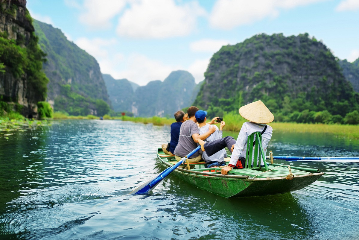Why Do Travelers Use eSIM for Vietnam Why Do Travelers Use eSIM for Vietnam